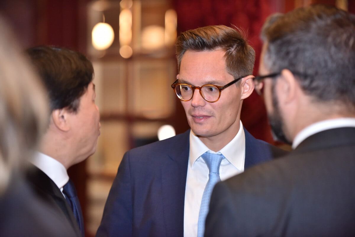 Samuel SAMYN, Chairperson and Managing Director, ASD International